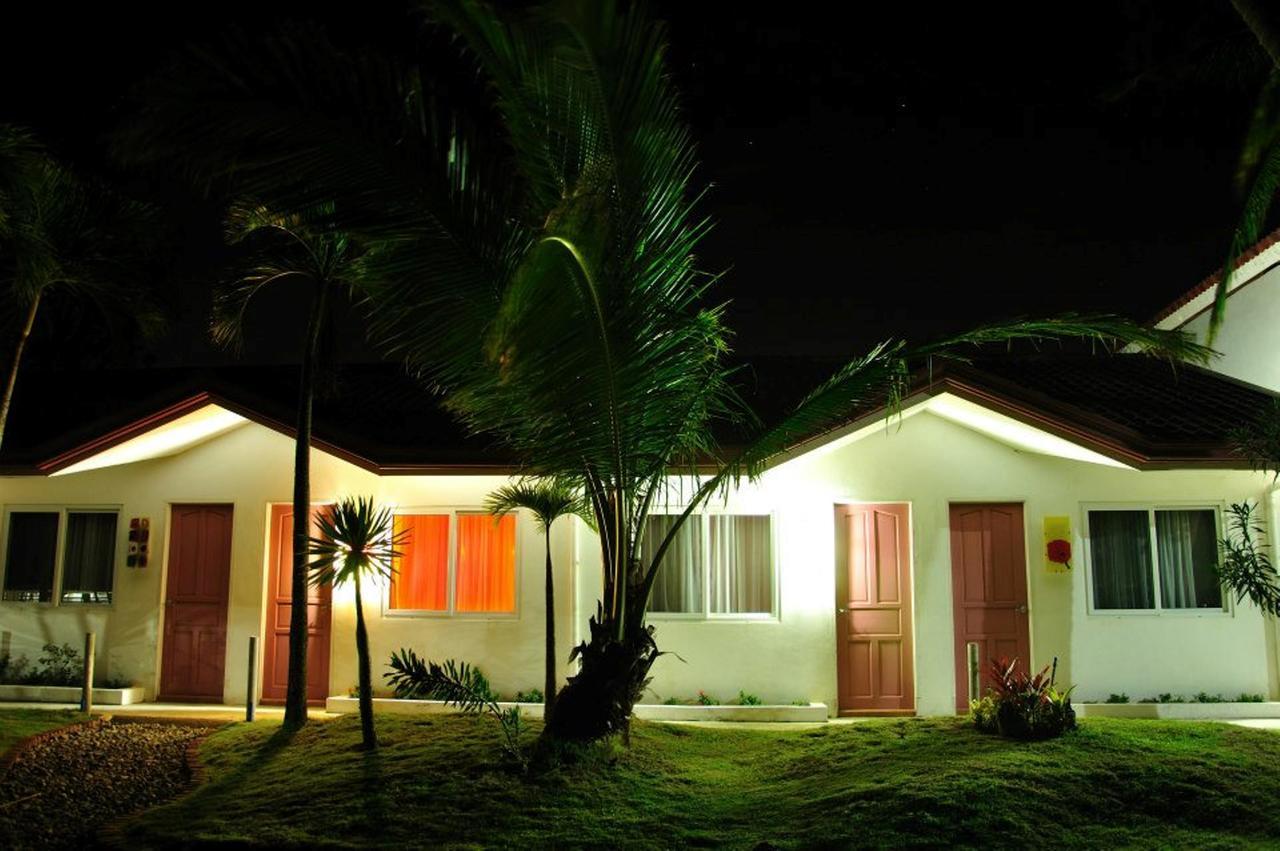 Happy Ripples Beach Resort Mabilao Esterno foto