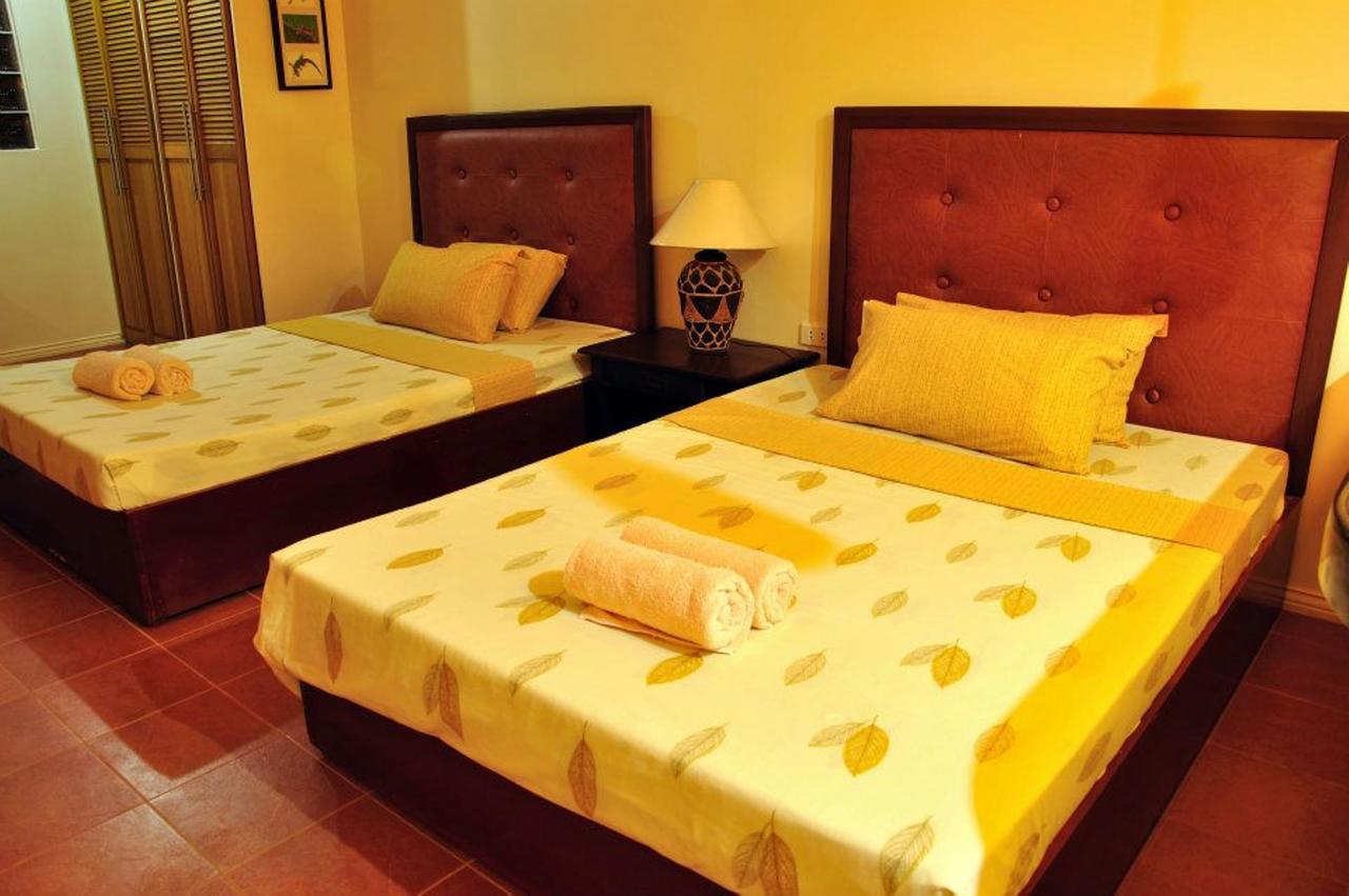 Happy Ripples Beach Resort Mabilao Esterno foto