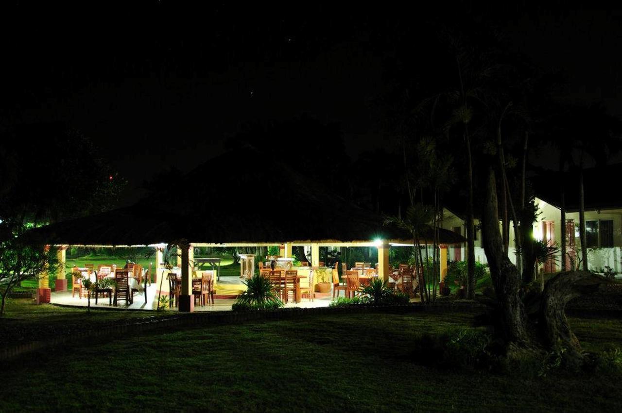 Happy Ripples Beach Resort Mabilao Esterno foto