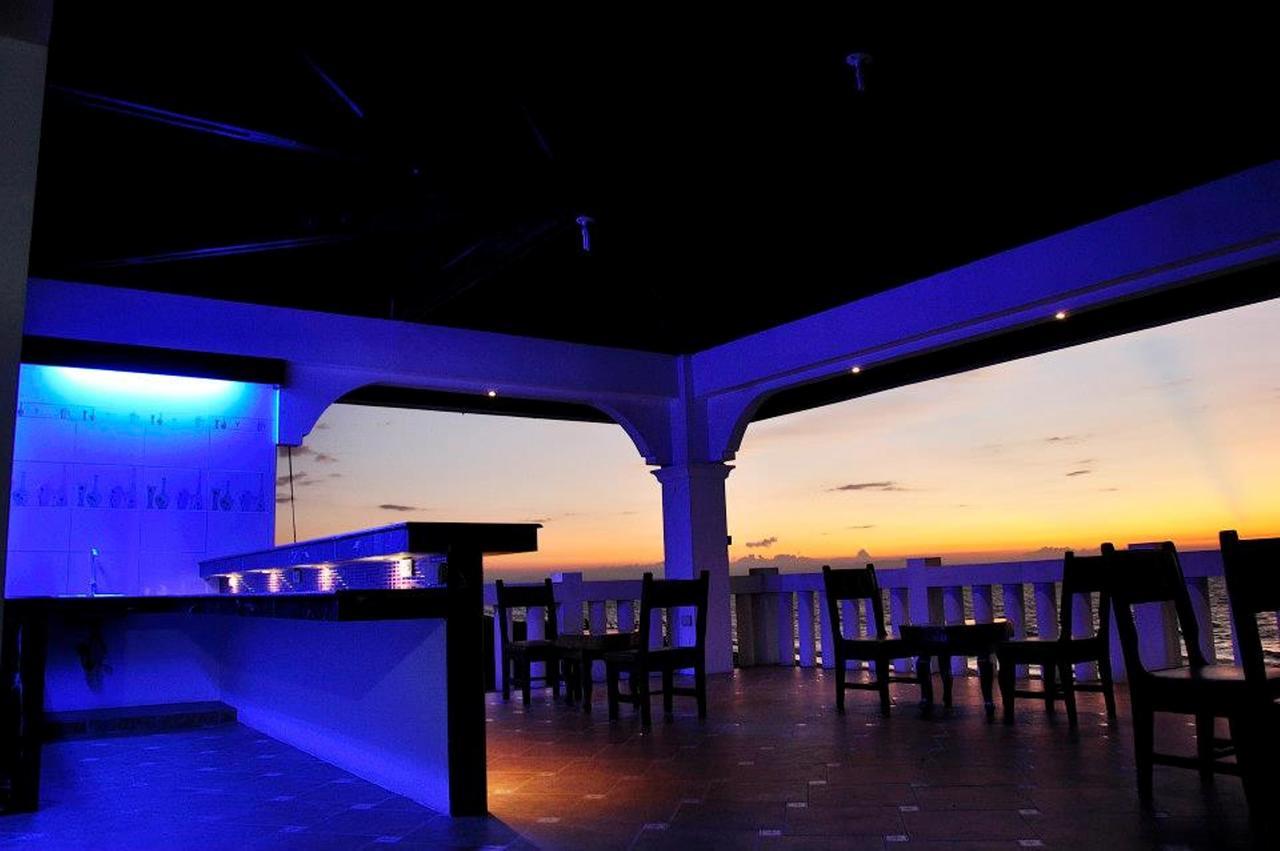 Happy Ripples Beach Resort Mabilao Esterno foto