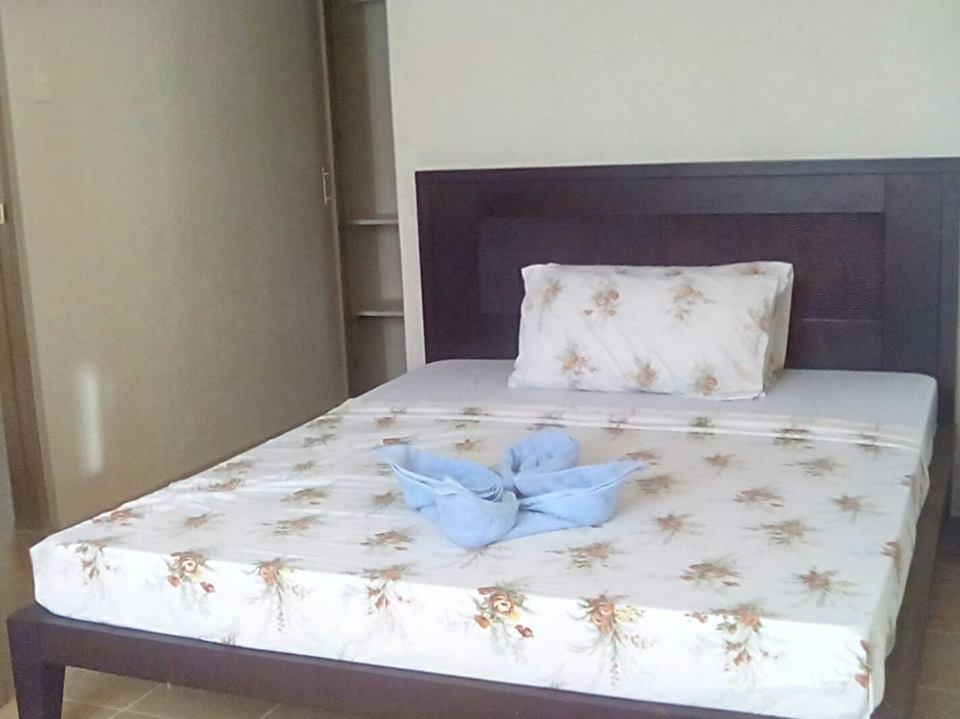 Happy Ripples Beach Resort Mabilao Esterno foto