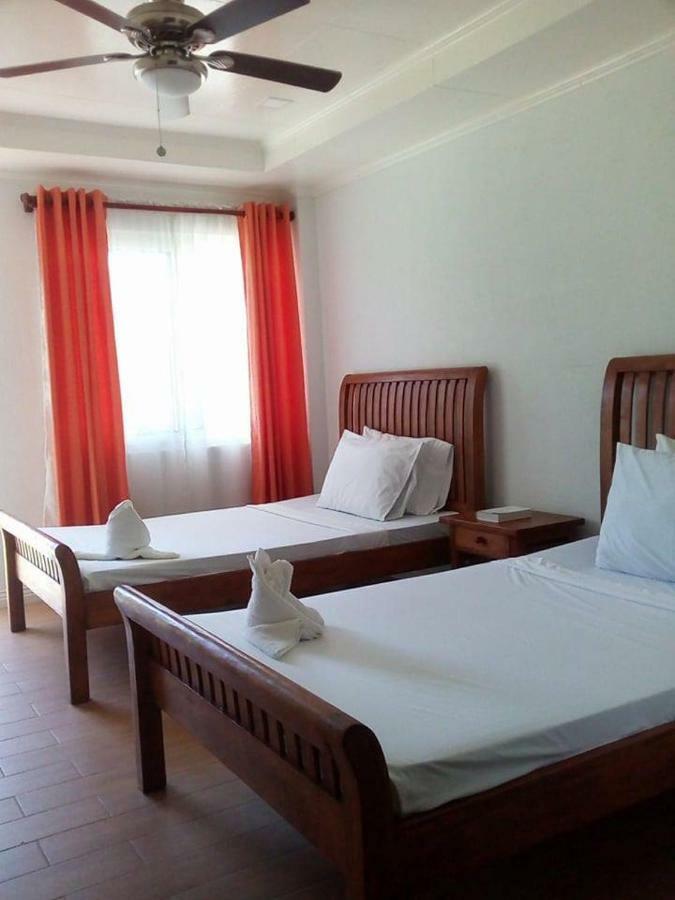 Happy Ripples Beach Resort Mabilao Esterno foto