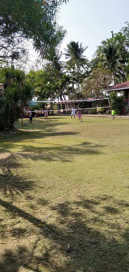 Happy Ripples Beach Resort Mabilao Esterno foto